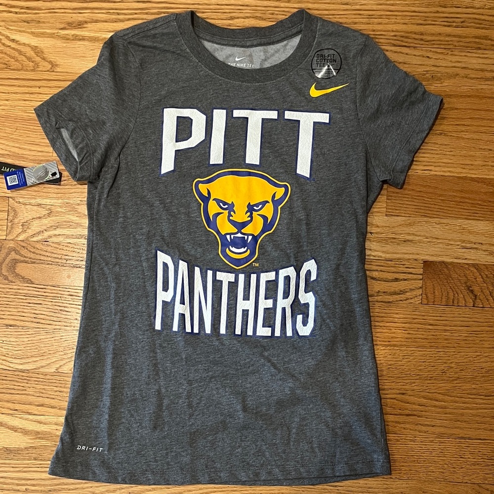 Nike Dri-Fit Pitt Panthers XS soft cotton short sleeved t-shirt. New with tags.